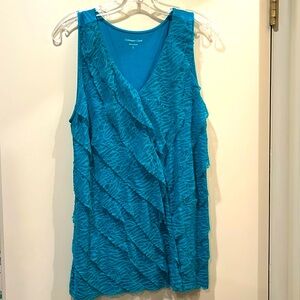 Coldwater Creek V-neck layered lace sleeveless top. Size Large 14